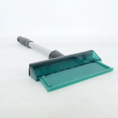 Window wash (Green, Black, Silver) from Genius