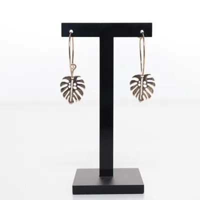 Örhängen (Guldfärgad) Okänd metall