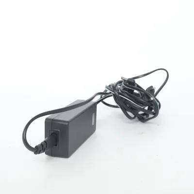 Computeroplader (Sort) fra Luxorparts