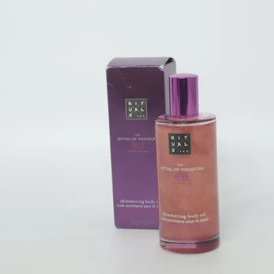 Lichaamsolie (shimmering body oil * The Ritual of Yozakura) van Rituals