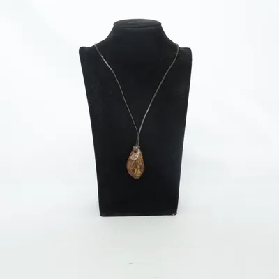 Ketting (Bruin, Zwart) Onbekend materiaal