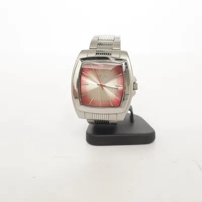 Montre (Argent, Rouge) de Visa