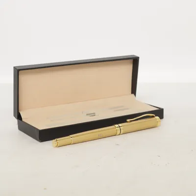 Pen (Gold) from Pia