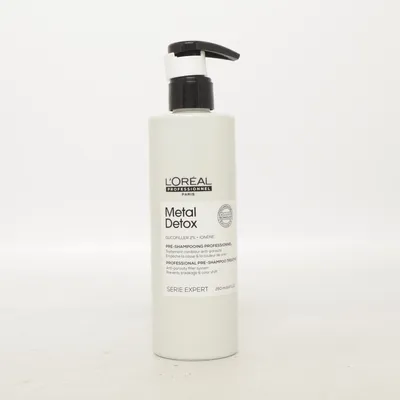 Shampoo (Metal Detox) from L'Oréal Professionnel