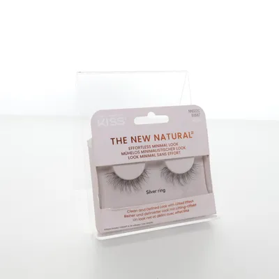False lashes (Black) from Kiss