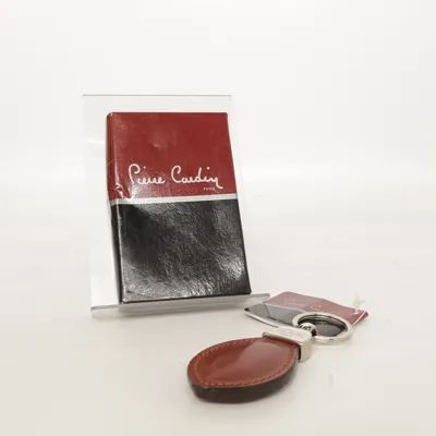 Porte-clés (Rouge) de Pierre Cardin