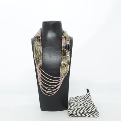 Halsband (Flerfärgad) från Pipol's Bazaar Okänd metall