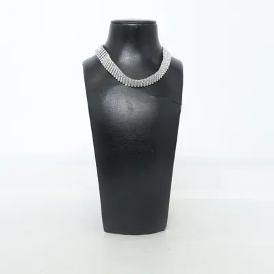Choker (Silverfärgad) Okänd metall