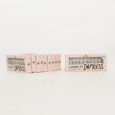 False lashes (Lashes To Impress) from Essence