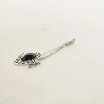 Broche (Argent, Noir) Métal inconnu