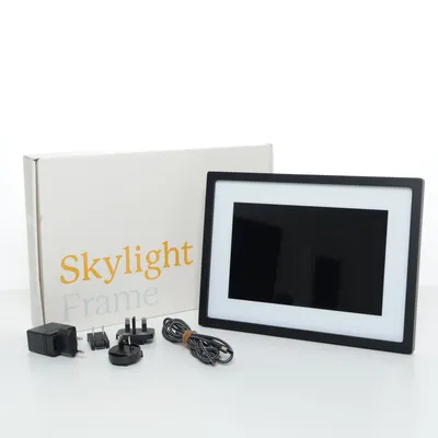 Digital photo frame (Black, White)