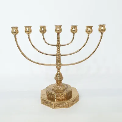 Menorah (Guldfärgad) från Malm