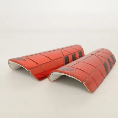 Protection (Rouge, Noir) de Adidas