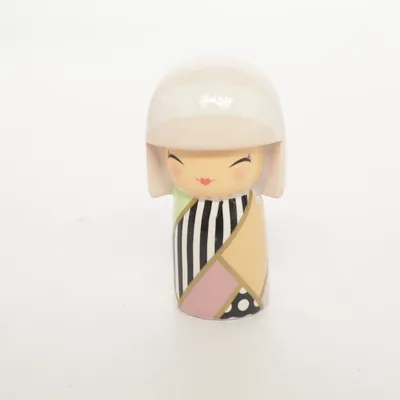 Kokeshi (Flerfarvet) fra Skincity