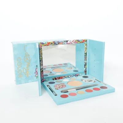 Make-Up Set (Geisha • Ikonisk tatueringskonst + makeup + parfym) von Ed Hardy by Christian Audigier