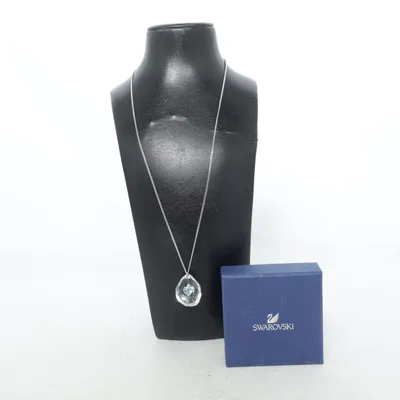 Halsband (Silverfärgad) från Swarovski Okänd metall