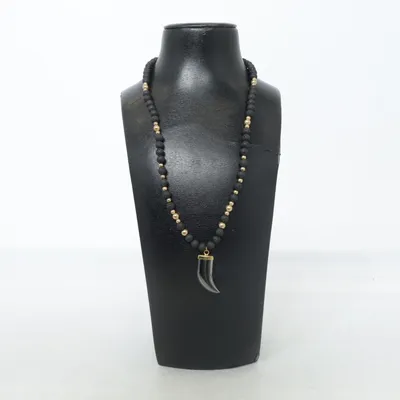 Halsband (Svart, Guldfärgad) Okänd metall