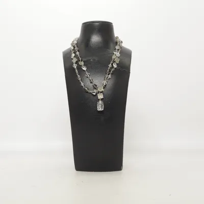 Halsband (Grå, Vit, Silverfärgad) från Kitty Okänd metall