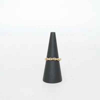 Ring (Guldfärgad) Okänd metall
