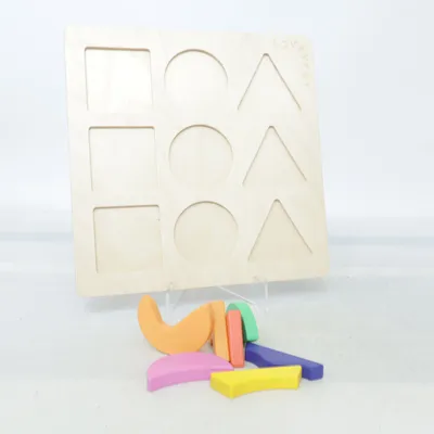 Aktivitetsleksak från Lovevery