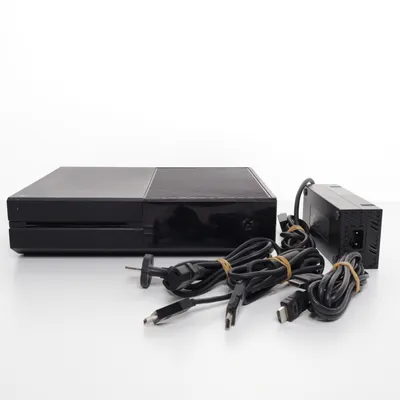 Game console (Black)