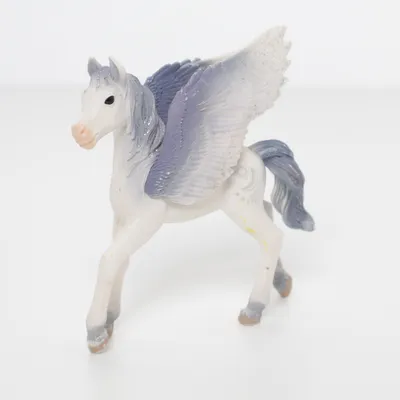 Toy figurine (White, Multicolored) from Schleich