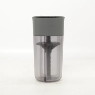 Rivjärn (Grå) från Stelton