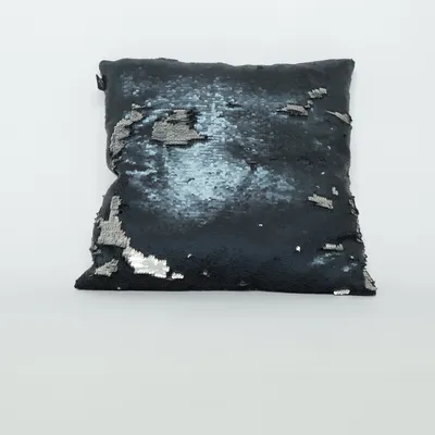 Cushion (Black, Silver) from Eight Mood