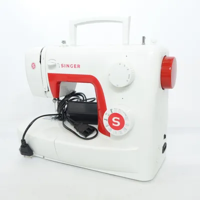 Sewing machine (White, Red) from Singer