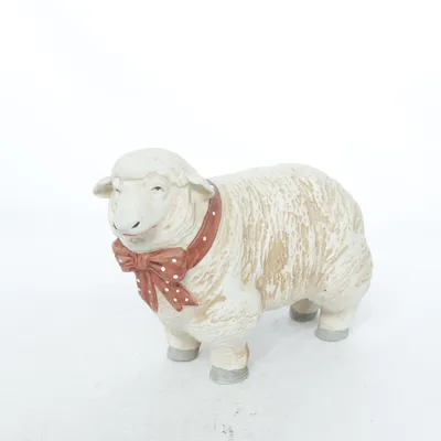 Figurine (Beige) from Kayene