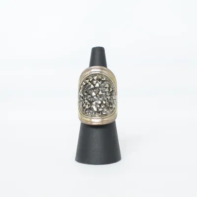 Ring (Grå, Guldfärgad) från Dyrberg/Kern Okänd metall