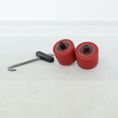 Inlines (Röd, Svart, Silverfärgad) från Heelys