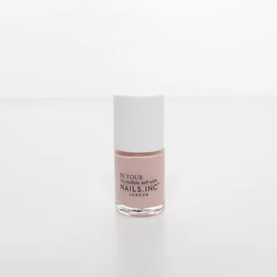 Neglelak (Beige) fra Nails Inc.