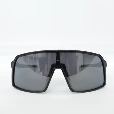 Solglasögon (SUTRO) från Oakley