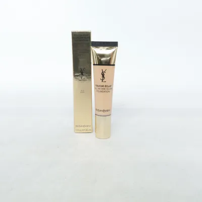 Foundation (Touche Eclat All-In-One Glow Foundation SPF23) från Yves Saint Laurent Beauté