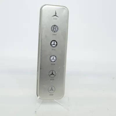 Ask (Silverfärgad) från Mercedes-Benz