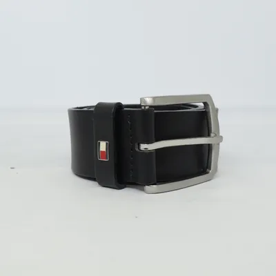 Bälte (Svart) från Tommy Hilfiger Skinn