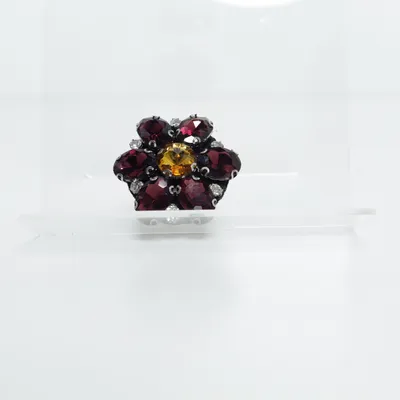 Brosch (Lila, Flerfärgad) Okänd metall