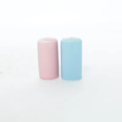 Salt & pepper shakers (Blue, Pink)