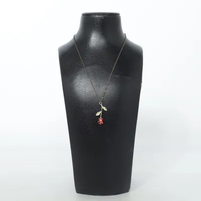 Halsband (Röd, Guldfärgad) Okänd metall