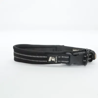 Dog collar (Black) from Feel Active