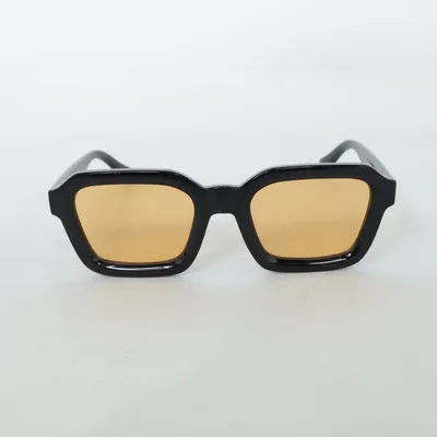 Solglasögon (Svart) från Meller