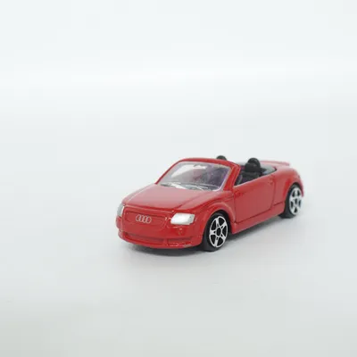 Toy car (Tt Roadster) from Maisto