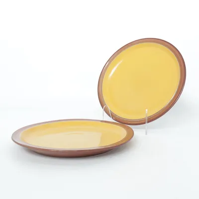 Bord (Geel, Bruin) van Denby