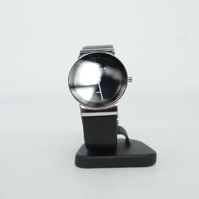Wristwatch (Black, Silver) from Skagen