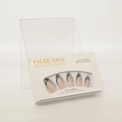 Press on nails (Beige, Black)