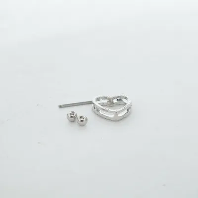 Piercingsmycke (Silverfärgad) Okänd metall