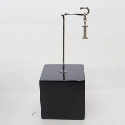 Berlock (Silverfärgad) Okänd metall