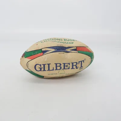 Ballon de rugby (Six Nations Rugby Championship Mini Flag Ball) de Gilbert