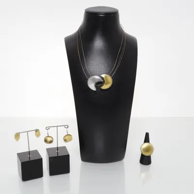 Sieradenset (Goud) Onbekend materiaal